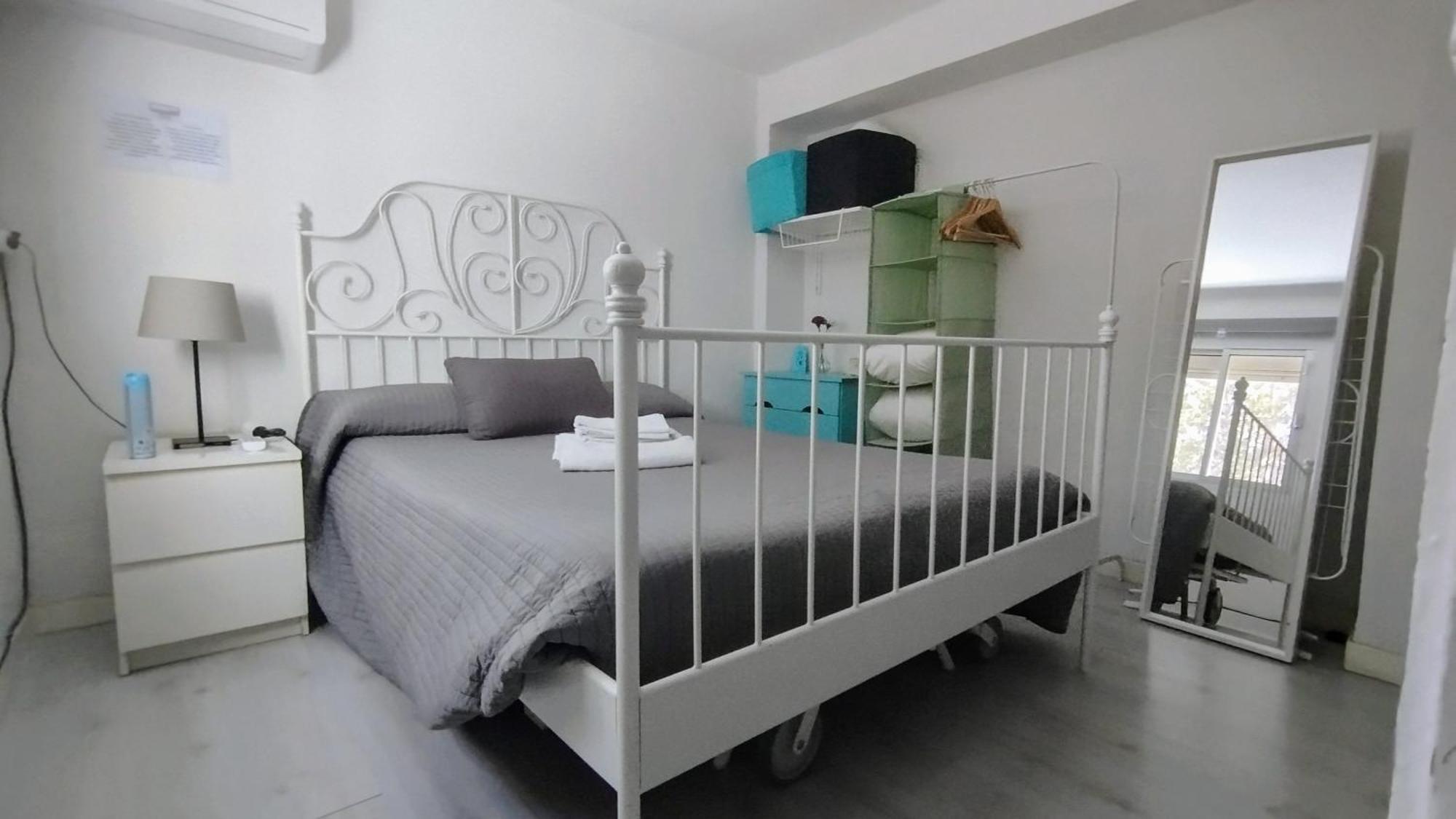 Apartamento 1 Dormitorio Y Salon Con Sofa Cama Bien Comunicado Con El Centro เซบีญา ภายนอก รูปภาพ
