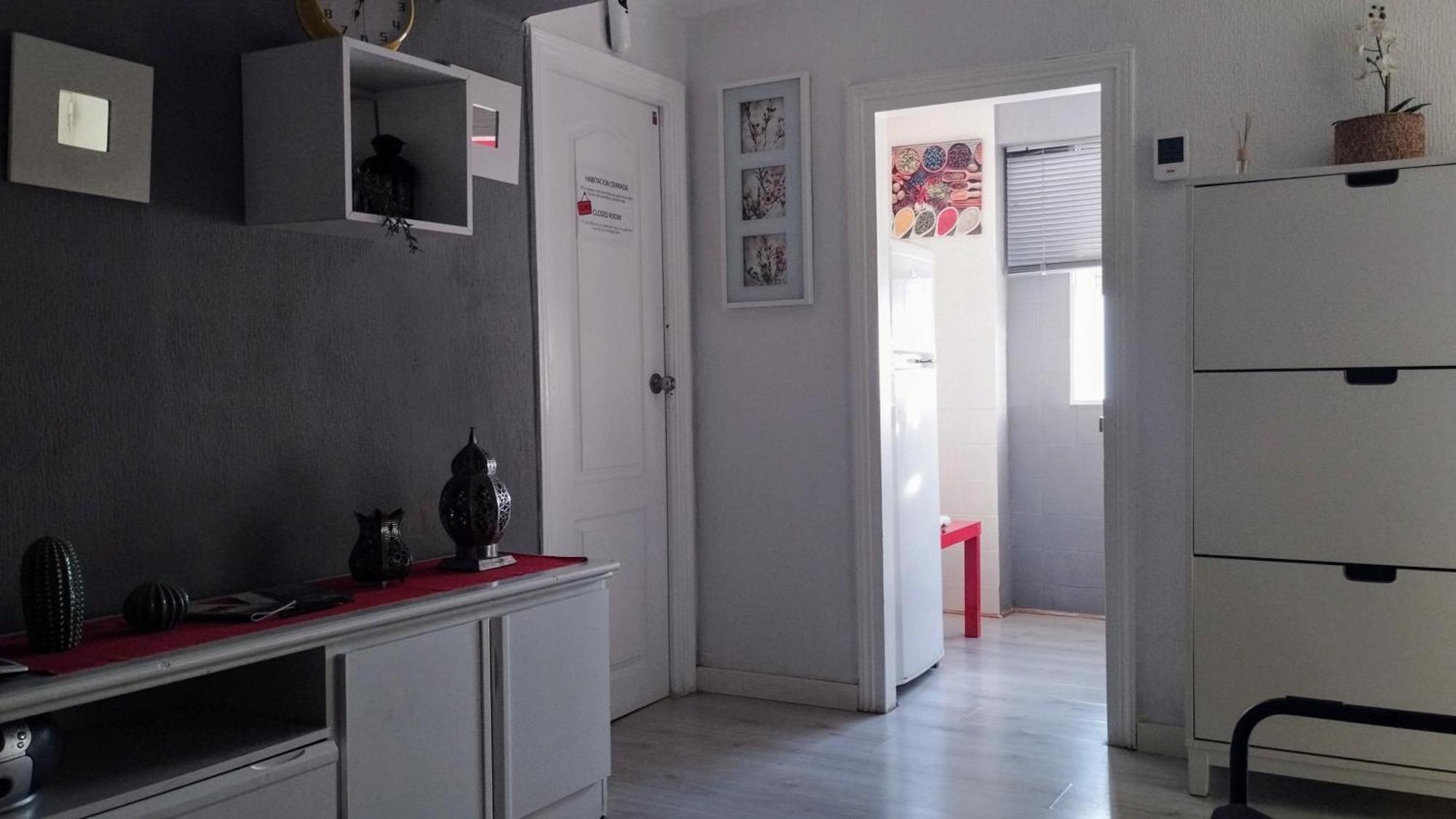 Apartamento 1 Dormitorio Y Salon Con Sofa Cama Bien Comunicado Con El Centro เซบีญา ภายนอก รูปภาพ